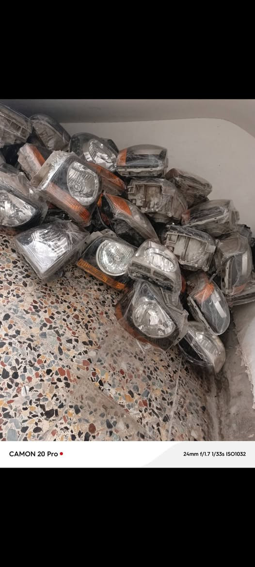 سلام عليكم غراض كيا للبيع اسعار مناسبه مكاني بغداد اتصل ***********
