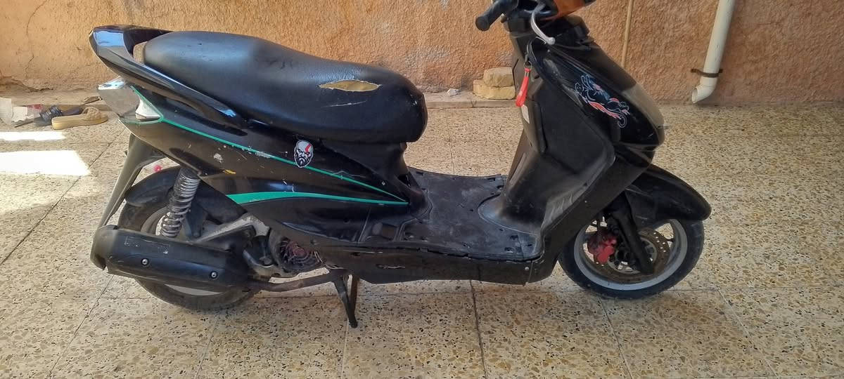سلام عليكم سكنس نثيه كايمه يرادله تجفيت طافيه حالين كهرباءيات كله شغاله سلف مكاني بل حسينيه سعره 225وبيه مجال رقمي ***********
