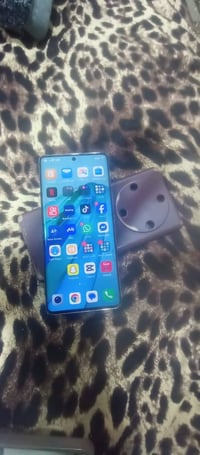 اي 9 • نضيف • ٢٥٦