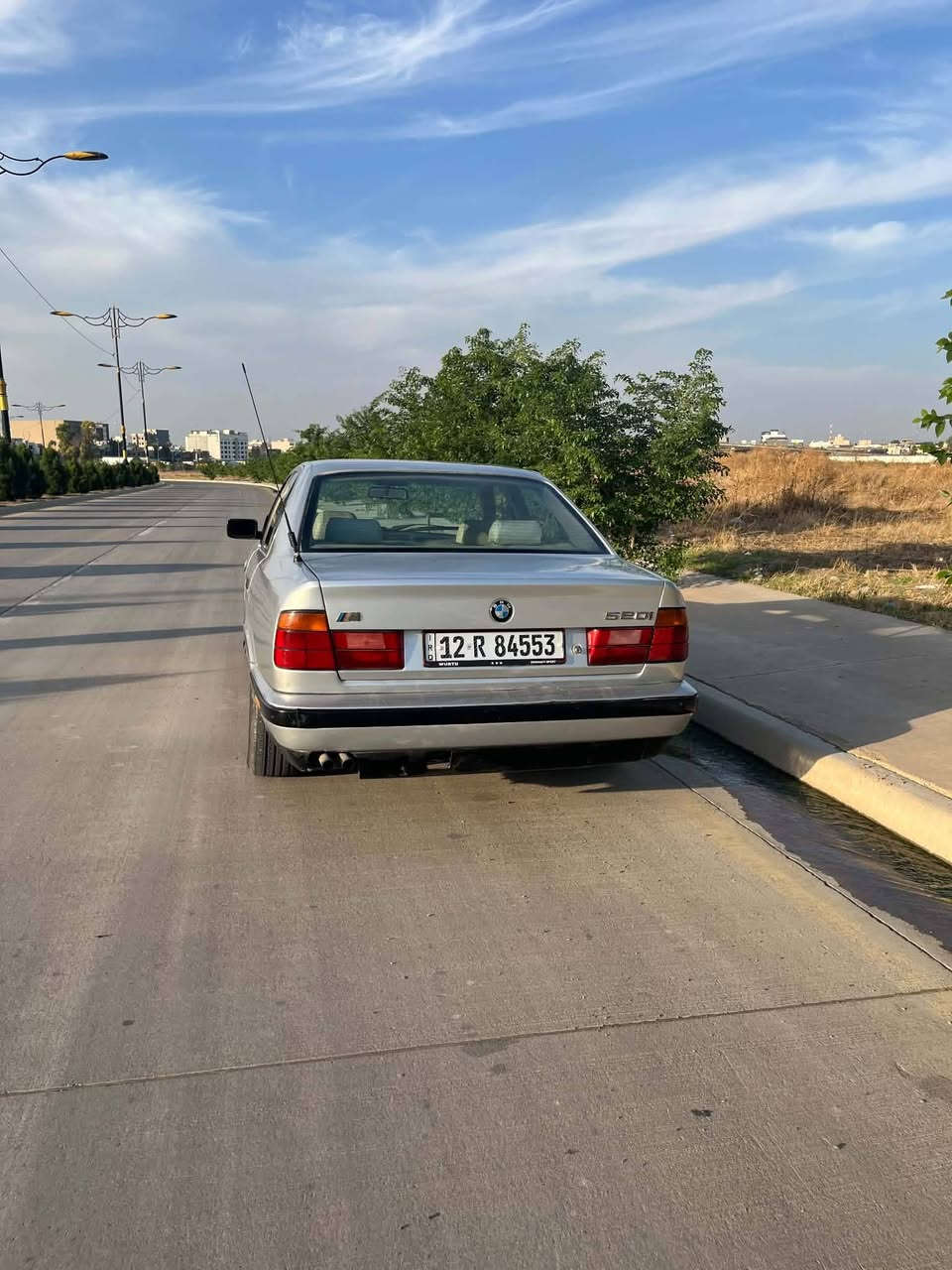 بي ام ٥٢٠ • محرك شرط • كير عادي
