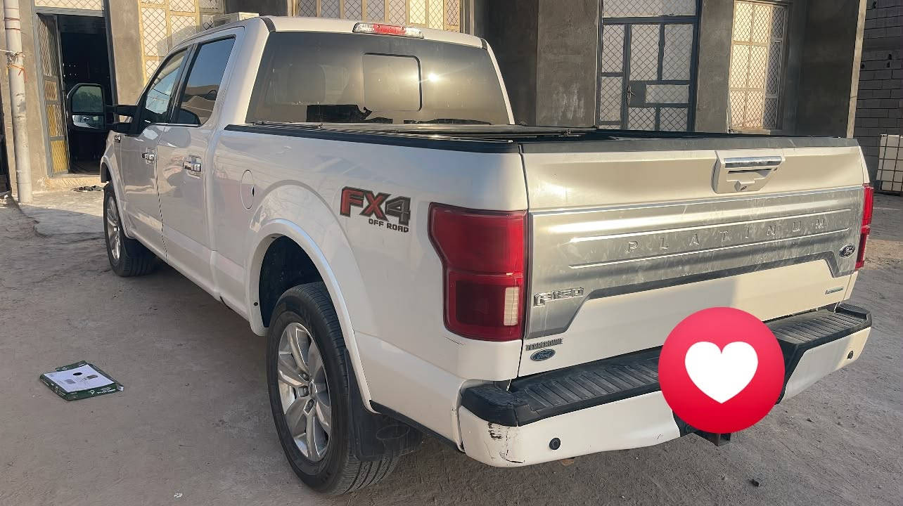 السلام عليكم مووديل 2019 فورد امريكي F150 بلاتينوم فول مواصفات كفاله عامهالسعر 250 بيها هواي مواصفات ‭.   ***********‬ رقم صاحب السياره البصره الزبير رقم بصره
