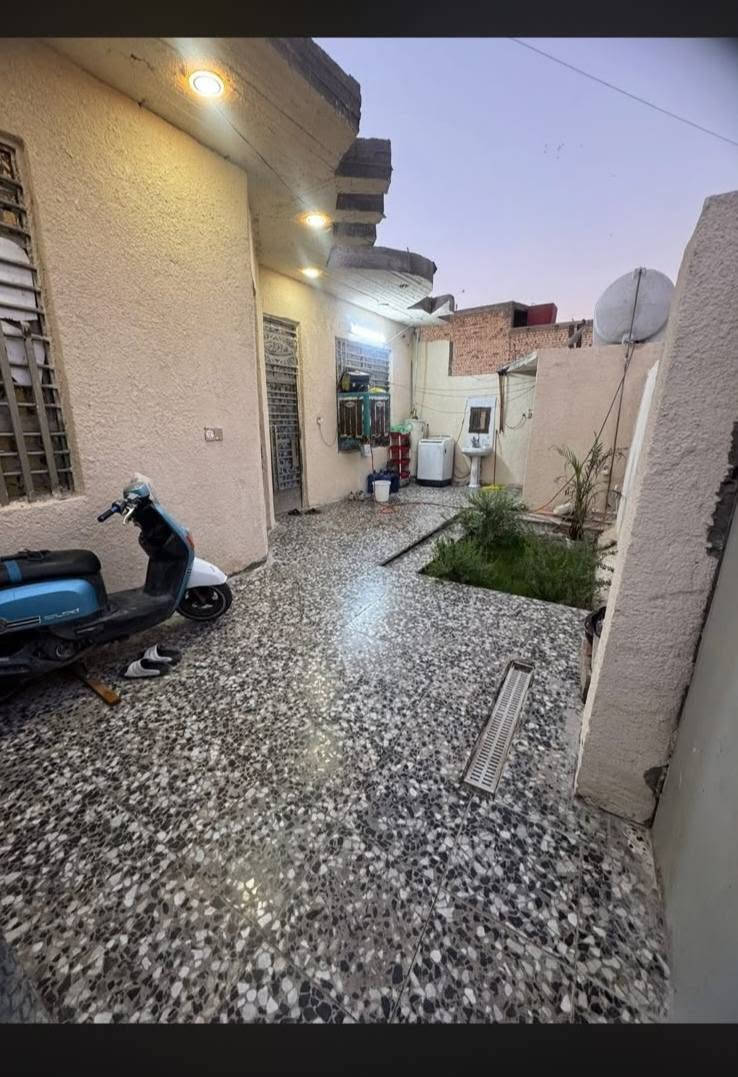بيت في بغداد
الاستكشافات، ١٨٠ متر، شارع الملعب، بناء حديث، غرفتين وصالة ومطبخ حار وبارد واستقبال.
السقف صب مسلح.
مياه ومجاري وكهرباء وطنية، وسحب مولدة أمبيرية.
للاستفسار، هذا الرقم واتساب أو رصيد: ***********.

