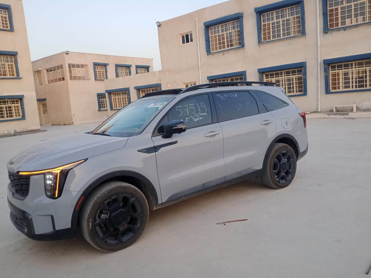 كيا سورنتو 
برستج فول 
مكفوله من الصبغ والتبديل فول مواصفات بدون رقم تترقم اي محافظه محرك 2500 تيربو ماشيه 11 الف رايدها 310
تلفون 
***********
واتساب اواتصال بغداد, العراق
