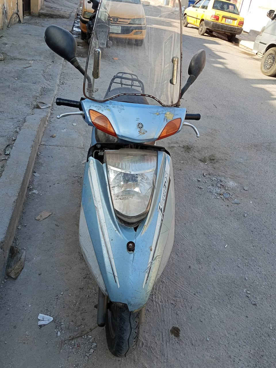 السلام عليكم شباب دراجه مال رمبه صارلها 5تشهر من نزلتها السعر بلاش مال عيشه الله شاهد 375وبيها مجال بسيط للشراي ولموشراي خل يعبر لمنشور فدوه ل❤️للاتصال واني بلخدمه المكان بغداد لكماليه شارع70للتصال*********** ملاحظة نقص فقط باتري كلشي شغال بيها
