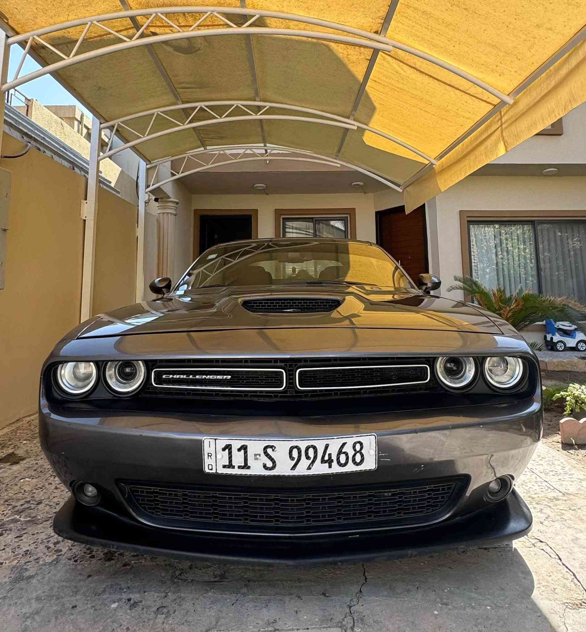 جالنجر GT V6 موديل 2021 
رقم بغداد بأسمي السنوية نافذة 
السيارة قطعتين صبغ جاملغ وبنيد 
ماشية 50 
السيارة جاهزة ومابيها اي نقص 
مكان السيارة بغداد الغزالية
للاستفسار ***********
