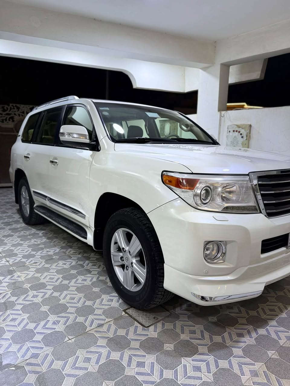 لاندكروز 2012 

8 سلندر 

تشغيل عن بعد 

كرسي كهرباء 

طفاية حريق

مشي حقيقي 218 كم

تحويل وكاله ب اسامينه 

هزه وسنويه ورقم كله جديد بس تحول 

نظافة السياره 100‎%‎

محرك ممدوده سبانه عليه 

كير ممفتوح وعليه ادامه بشركة تويوتا تبديل دهن وفلتر 

بيها رصعات بسيطه ومكانيني بي دي ار شغل مفول ممبين 

السياره ترايها مال زيرو 

السعر 325 ومجالها جدا بسيط 

ملاحظه السياره مضلومه بصور بل واقع تخبل 

الانبار الرمادي 

***********
