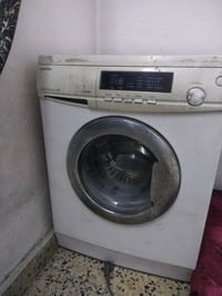 غسالة اوتوماتيك مستعملة نظيفة مابيها اي عطل اريدها ب٢٦٠ الف وبيها مجال...