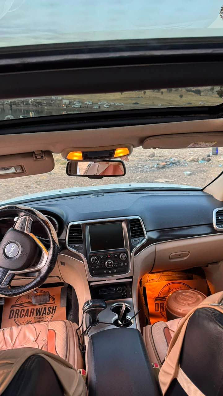 جيب ليمتد خليجي ٢٠١٤  فول مواصفات للاخير 1/1 دواخل اصفر (مرغوب)
 سعر مناسب جدا
بيع نقدي فقط بدون مراوس وبدون مدة
شنو ببالك مواصفات ببها ماشاء الله
بانوراما
دبل اكسل
شاشة كبيرة ( كار بلي )
شاشة سرعة واعطال
كشنات جلد وكهربائي
حساسات امامية وخلفية
تحكمات ستيرن
تثبيت سرعة
كاميرا خلفية
بصمة تشغيل
بصمة ابواب
كير طيارة
مسجل سيدي بالجكمجة
مراية هيتر وشيفت
تحكمات كير بالستيرن
تدفئة بالكشنات
٥ تاير جديد جدا
صدر جديد بالكامل
كير + محرك بشرط مامفتوح برغي
السسارة ماشية ١٦٧ ميل حقيقي
السيارة بيها بونيد وجاملخ سائق صبغ و٣ اماكن بارد بدون دواخل بشرط وبدون ايرباك او حالوب بشرط السونر افحص وين متيعجبك
السيارة رقم اربيل وموجودة في اربيل
سنوية ورقم جديد
السعر ١٧١ ومجال للطيبن
غرامة ٣ اوراق ينزل من السعر ورا المعاملة
تحويل او وكالة بشرط
اعتذر عن الاطالة والف مبارك للياخذها سيارة كلش حلوة وكاعدة ماشاء الله
*********** ويوجد واتس اب
رجاءا رجاءا اقرأ التفاصيل وبخدمتك أربيل, العراق
