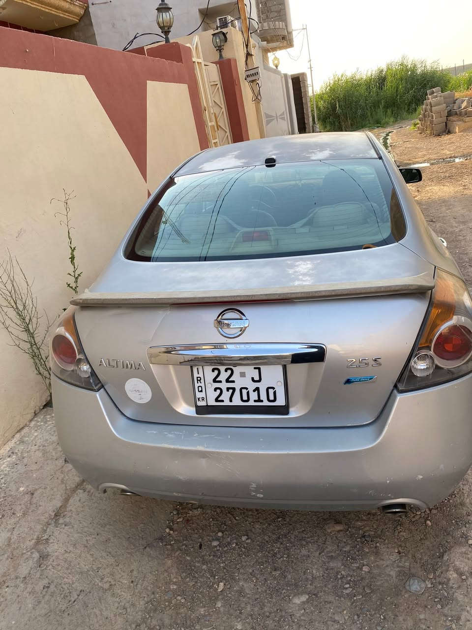 السلام  عليكم 
نيسان التيما ٢٠١٠ وارد خليجي بدون صبغ 
فقط بارد شبر بالجاملغ وشبر يم البانزين رقم اربيل سنويه باسمي تحويل ثاني يوم مكفول من محرك كير سياره نضيفه مابيها اي مشكله  السعر٩٣وبي مجال  متواجد ديالى بغداد 

الشراي يتصل ع الرقم 
***********
