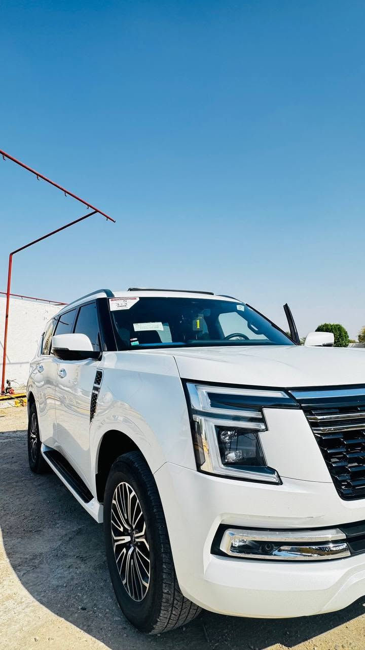 👑 نيسان باترول بلاتينيوم 2025 👑
🔥 3.8 V6 تنفّس طبيعي | فل كامل | فخامة استثنائية 🔥
🚘 الموديل: 2025
⭐ الفئة: Platinum City
⚙️ المحرك: V6 — 3.8 لتر — تنفّس طبيعي
💪 القوة: 316 حصان
🔥 العزم: 386 نيوتن.م
🔄 القير: أوتوماتيك 9 سرعات
🛞 الدفع: رباعي 4WD
⛽ سعة التانكي: 97 لتر
📍 الممشى: 27 ألف كم فقط
🛡️ الكفالة: مكفولة كفالة عامة
🤍 اللون: أبيض
❤️🖤 داخلية جلد فاخرة أحمر وأسود
✨ التجهيزات:
• جلد طبيعي مبطن
• مقاعد أمامية تدفئة وتبريد
• كرسي مع خاصية المساج ودعم قطني 4 وضعيات
• شاشات 14.3 إنچ
• شاشات ترفيه خلفية
• نظام صوت Klipsch بـ12 سماعة
• شاشة عرض على الزجاج الأمامي HUD
• كاميرا 360° بنظام عرض محيطي 3D
• نظام تبريد بيومتري
• إضاءة داخلية متعددة الألوان
• فتحة سقف بانوراما
• باب خلفي كهربائي بحساس حركة
• تكييف 3 مناطق مع مبرد خلفي
• شاحن لاسلكي
• مرآة داخلية ذكية
• تشغيل محرك عن بُعد
• دخول وتشغيل ذكي
• مثبت سرعة
• حساسات أمامية وخلفية
• أنظمة مساعدة السائق
• ProPILOT ومساعدة البقاء بالمسار
• مراقبة النقطة العمياء
• أنظمة تحذير وكبح للطوارئ
• إضاءة LED
• جنوط ألمنيوم
• قضبان سقفية
• شعار Platinum
• خطاف سحب خلفي
💎 سيارة فخمة، ممشاها قليل، ومواصفاتها عالية — جاهزة للفحص.
📞 للاستفسار:
***********
