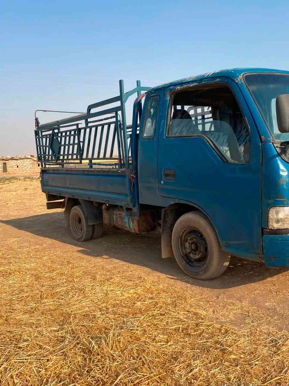 للبيع
كيه فنتيره موديل 98 رقم نينوى مشروع وطني شرط التحويل محرك معمر جديد +طاحونه+نوزلات كله جديد كهربائيات كله شقال 
العنوان /نينوى/ربيعه/عوينات
السعر60وبه مجال

‭***********‬

‭***********‬
