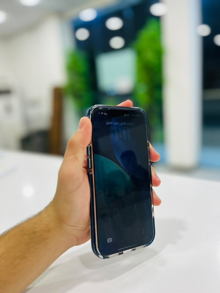 ايفون ١٧ برو ماكس • بطارية ١٠٠ • ذاكره ٢٥٦
