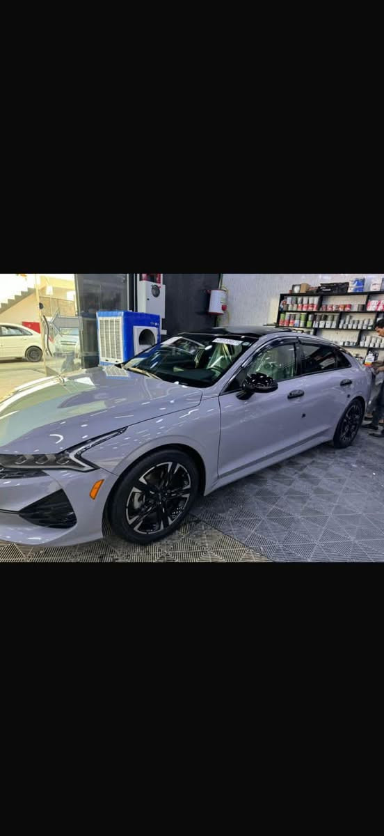 للبـيع او مراوس بجارجر K5 اعلى فئه Gt-line موديل 22 سمنتي 1على 1 شتريد مواصفات بيها ماشيه -130km جاهزه بدون نقص حادث سطحي بدون دواخل سعر 155$ مكانها نجف ***********
