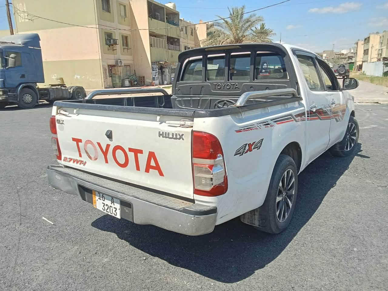 سلام عليكم بيكم ٢٠٠٩ محدث بيها دعاميه وشريط ووياله ١٩ كير عادي مصبوغه كلها بدون دواخل بدون كص كير مكينه اكسل مكفولات رقم قادسيه باسمي شرط التحويل  ب ١١٠ قفله مكاني بغداد ***********
