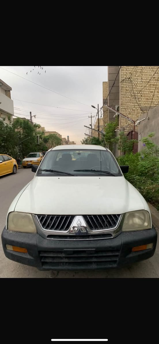 موديل ٢٠٠٤ • نشر رقم • بدون ماركة
