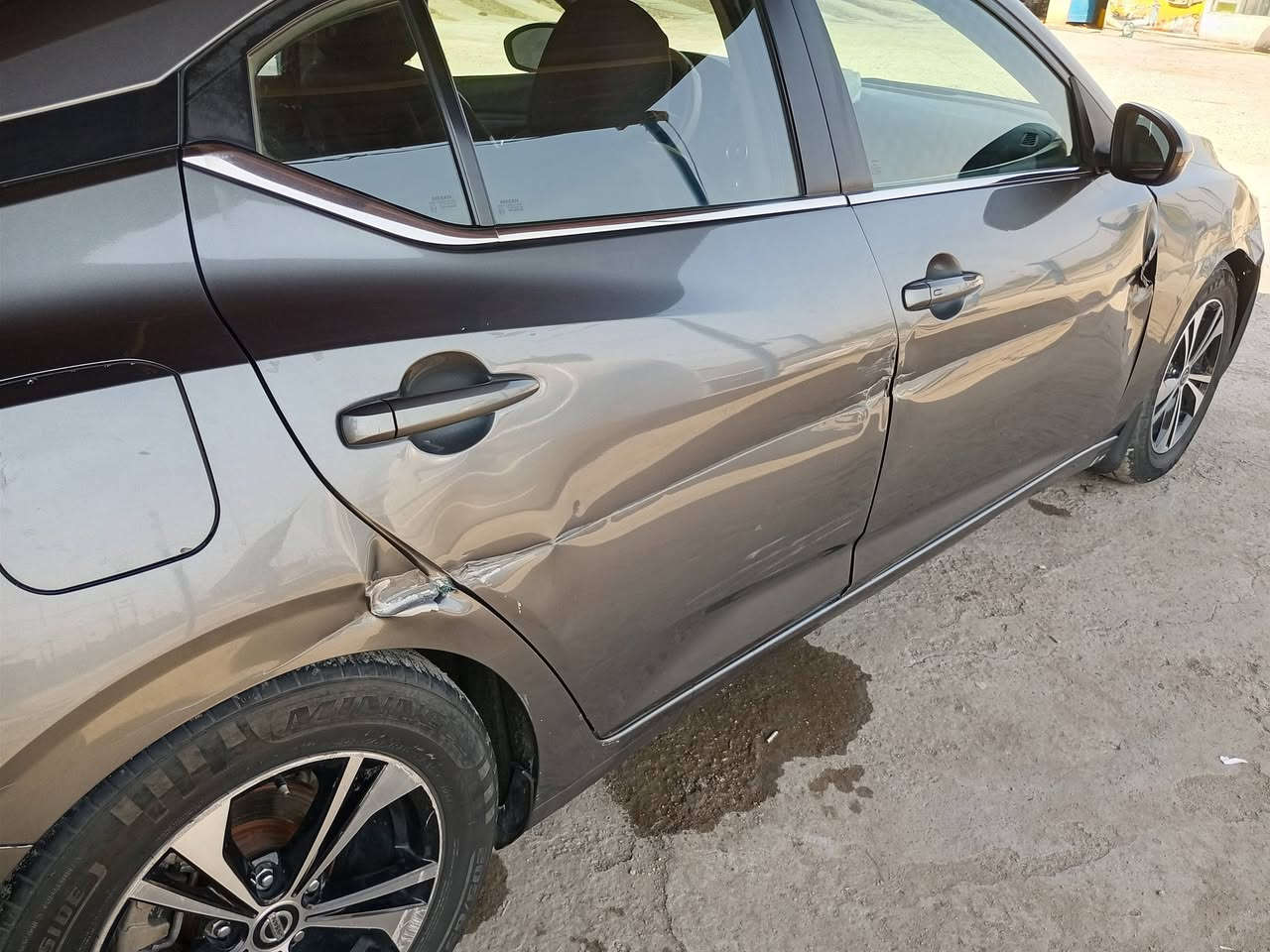 🚗 للبيع نيسان سنترا 2022 🚗
- المحرك: 2.0L 
- المسافة: 54649 ميل 
- الكير: اوتوماتيك CVT
- الرقم: ... قادسيه
- الحادث: امامي مصلح+ ضربه بصفحه موجوده بيها موضحه بصور 
نقص تبريد حداديه صدر انامي 
السعر: 80 ورقة وبيها مجال بسيط
معوقين اصير حره 2028
للاستفسار ***********

