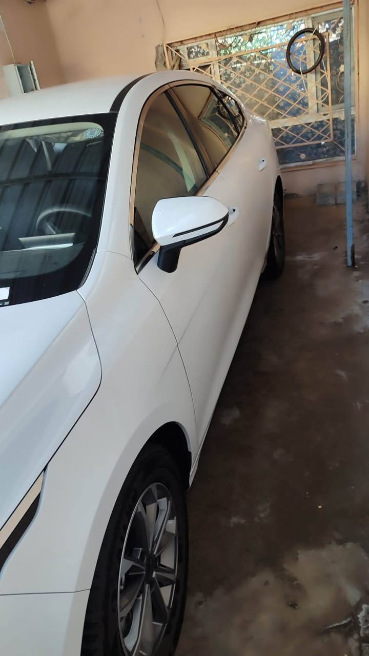 السلام عليكم
Byd
موديل 2025 ماشيه 13 كفاله عامه ع وضع شركة  رقم اريل باسمي شرط تحويل مقدم ع بطاقه هل وجبه يطلع ما ناقصها برغي
السعر 136 بيها مجال حك جيه 
*********** كركوك, العراق
