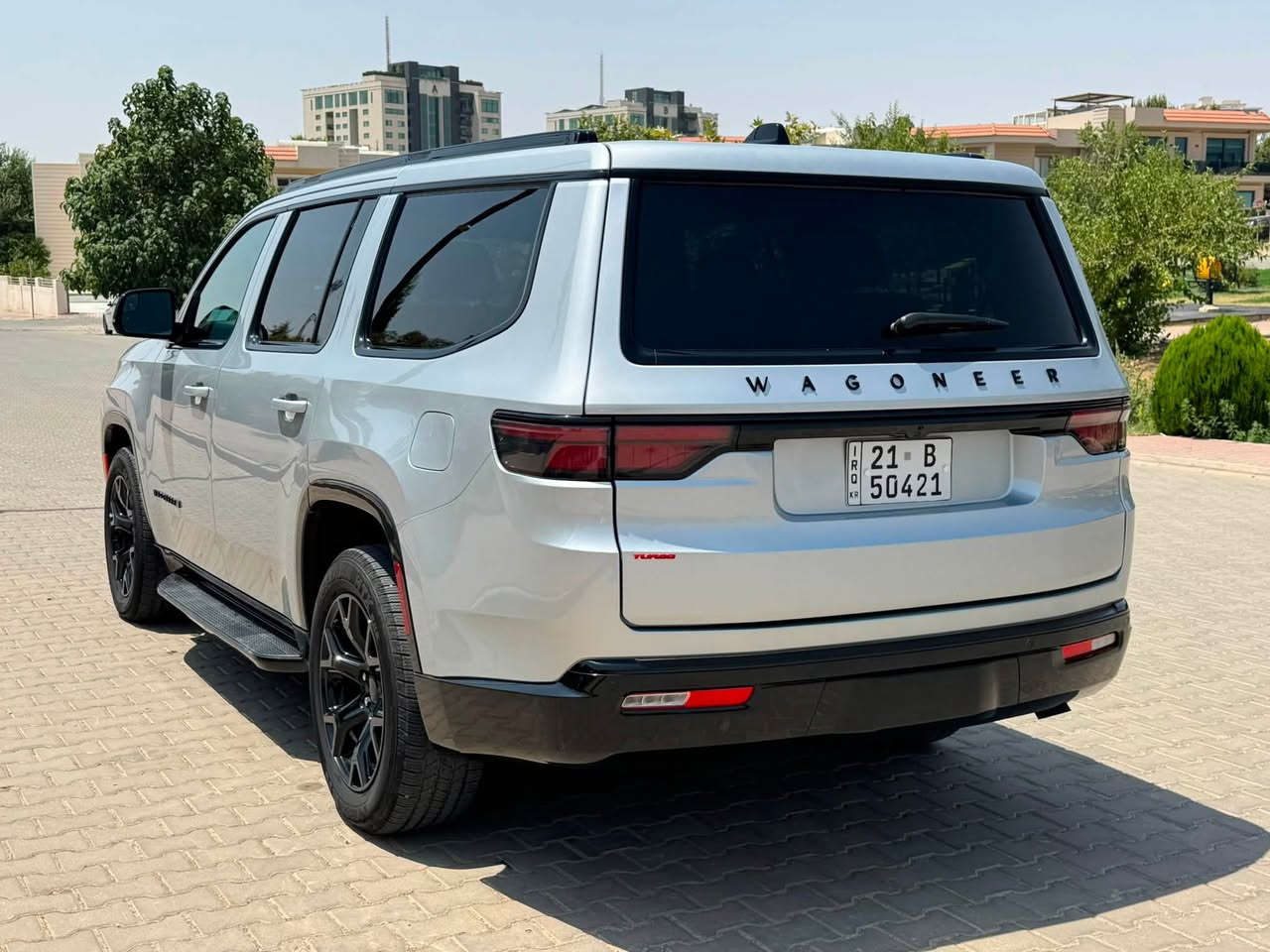 جيب واجونير احلى سياره عائليه
جيب   WAGONEER   موديل 2025
مواصفات بصمة 6 سلندر 
فورويل  تؤ ربؤ. 
 ره قم سليمانيه 
ماشي:  9    الف  كليو متر 
جير اوتوماتيك، زجاج كهرباء، رادار، دفع رباعي 4x4
المحرك: 6 سلندر،    
كاميرا خلفية 
حساسات
تدفئة مقاعد ‏تبريد
بصمة
شاشة
مرايا رادار
تحكم بدرجة الحرارة الأوتوماتيكي
لايت زينون
سكان هيتَر
نظام آيفون
رادار أمامي وخلفي
رادار خط الطريق
لايت زينون
لايت ليد
سكان هيتَر
دفع رباعي 4x4
رادار
مكان سياره سليمانيه

‏لسعر اكتب رقم واحد بالتعليق

رقم  ***********  
واتساب
