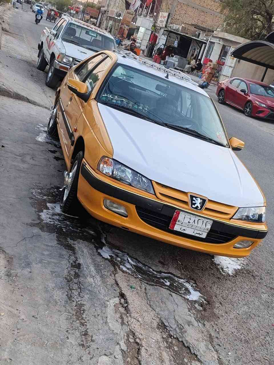 بيجو ١٣ للبيع وهاذ رقم صاحب السياره *********** سياره حلوه وجاهزه كبل للشارع مذب عليه ١٠٠٠
