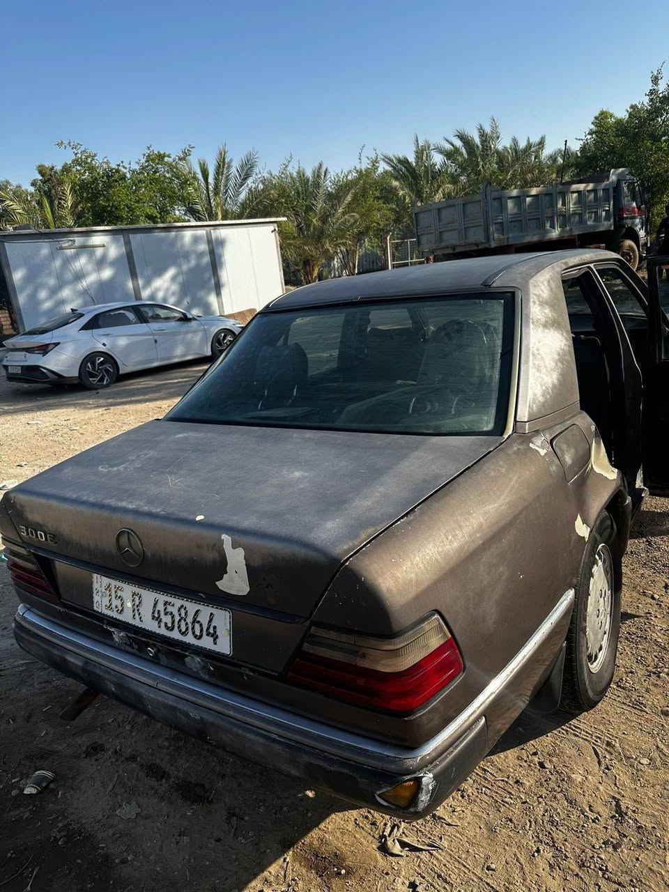مرسيدس • موديل ١٩٩٢ • بغداد