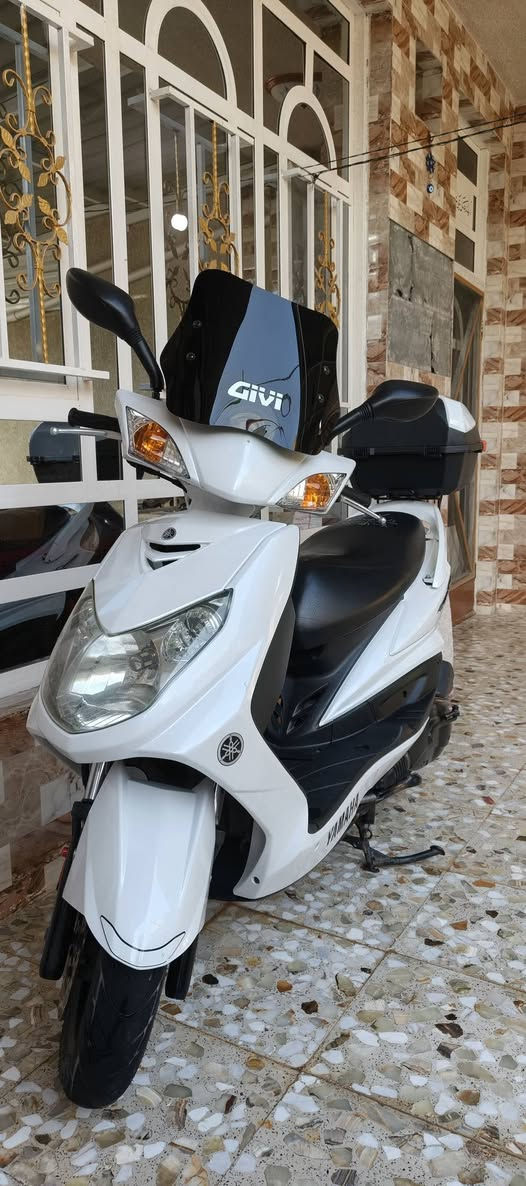 سكنس فحل ياباني نوزل قبق نفخ كل نقص مابيهة تشغل وتطلع كلشي بيهة جديد ومديوم *********** 
سعر مليون وربع
