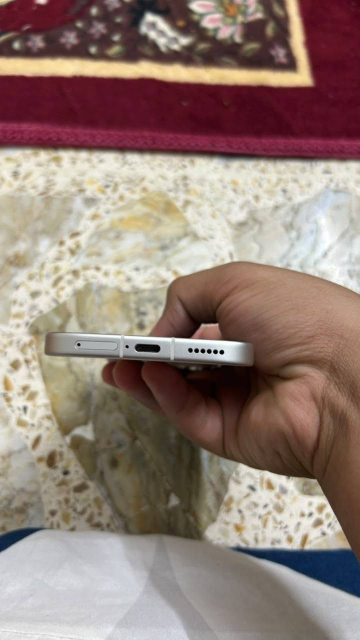 هونر ٦٠٠ • ٢٥٦ • ١٢ رام