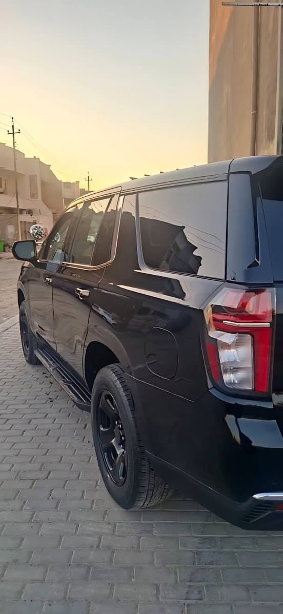سلام عليكم تاهو اسود 2021 دخول جديد رقم بغداد بأسمي
حادثها بسيط موضح بالمنشور 
مواصفاتها :- 

كشن منفصل 

كشن كهرباء 

ابل كاربلي واندرويد اوتو

فرس فول تحكمات

تبريد وتدفئة 

فور ويل درايف

سايد بريك كهرباء

مثبت سرعة 

ماشية 76 ميل تقريبا 

سعر 330 ورقة
مكاني بغداد البلديات ***********
