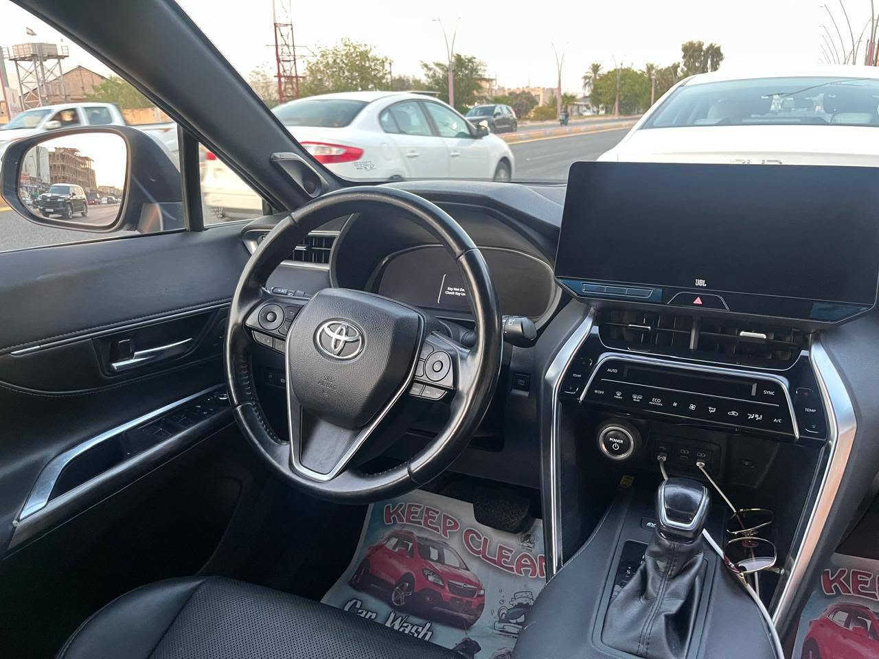 من رخصت الادمن للبيع تيوتا فينزا موديل 2023
فول مواصفات عده الفتحه 
كير محرك مكفولات
رقم بغداد بسمنه
ماشيه 160 مكانهه الانبار رمادي  للاستفسار اكثر اتصال علرقم ***********
