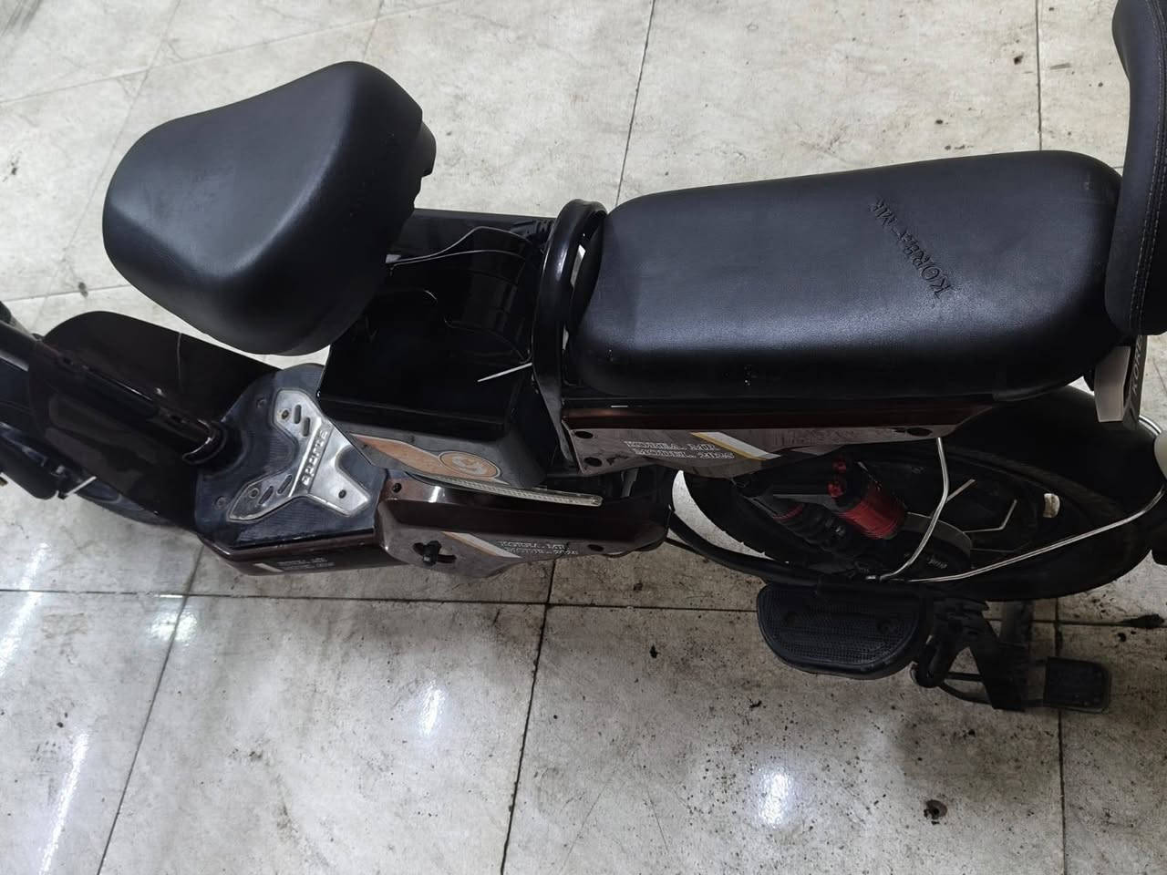 دراجه شحن للبيع حجم 16 4 باتري نظيف شغال كامل سعر 160 موديل 2025 كامل مواصفات مكاني كركوك حي العسكري رقم الهاتف***********
