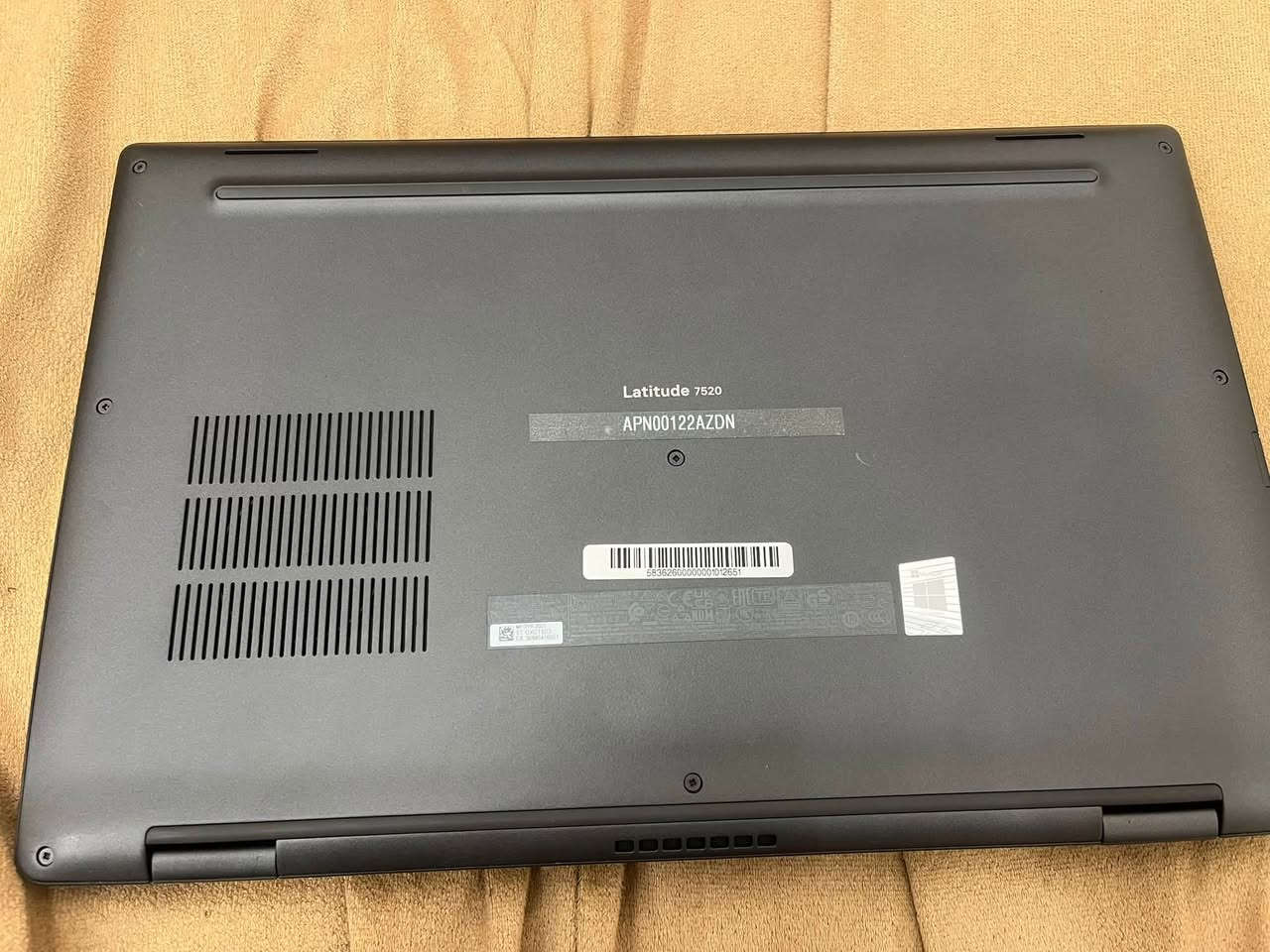 حاسبة DELL 7520 للبيع 

المواصفات:
Core i7 Gen11
Intel inside
16Gb DDR5
Ssd 256GB (الذاكرة)
15.6 Inch (حجم الشاشة)
Windows 11 pro 
حاسبة بمواصفات رهيبة مفيدة للشغل المكتبي وللالعاب البسيطة وللدراسة 
السعر ٤٥٠ وبيها مجال التواصل على الخاص او الرقم 
***********
مكاني الموصل
