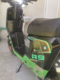 R9 • ٤سرع • بطاريات جدد
