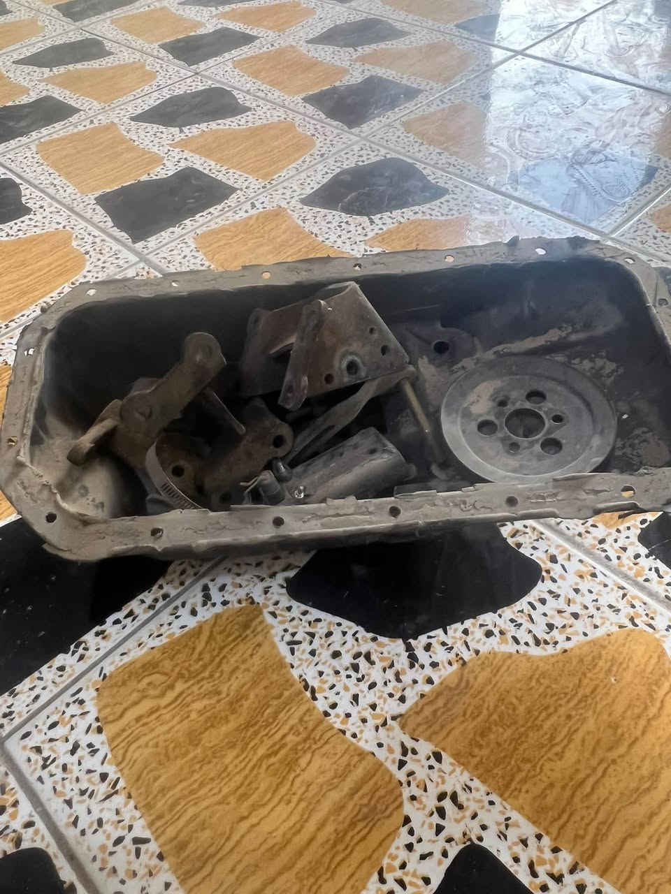 سلام عليكم غراض للبيع
درع استيل يرهم جنبي هايسه بس البوري معوج سعره 90
كشن الي بصف السايق مال جنبي سعره 30
كشن قلاب مال جنبي بلادي سعره 25
مازدات مال جنبي بس عوزهن جامات سعر 20
عقل جنبي بلدته عبالي العطل بي طلع مو بيسعره 50
مجول بلادي مال جنبي شغال كلشي مابي سعره 25
بور ستيرن جديد مال تفصيخ سعره 15
بطانه مال باب سلايت جنبي الفوك سعره 25
تجاوي جنبي العدد 12سعرهن 40
جفانه مال نيسان ناصيه بيض ساده جدد سعرهن 15
كيجات مال نيسان بس الجامه مكسوره سعره 15
المكان بغداد المعامل للاستفسار اكثر هذا رقمي اتصل وتدلل 
***********
