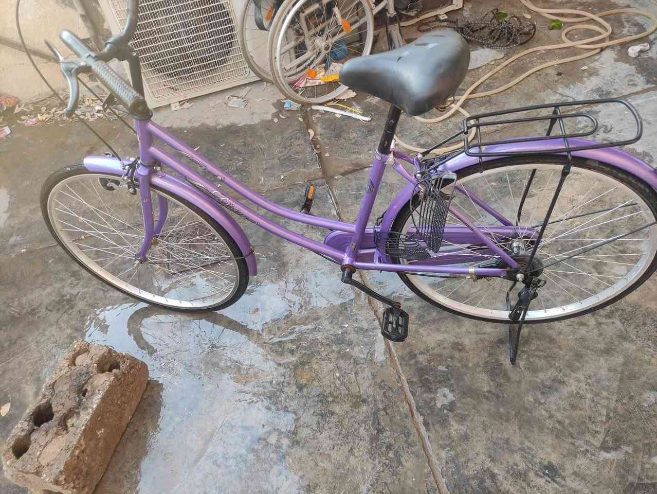 للبيع بايسكل بناتي 🚲💜

📏 الحجم: 26
🎨 اللون: بنفسجي
💰 السعر: 125 ألف فقط
📸 الصور موجودة، والحالة مبينة بالصور.

📞 للتواصل واتساب فقط: ***********
