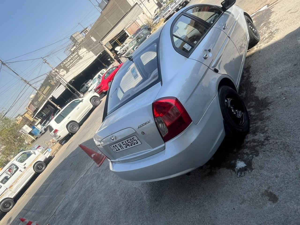 السلام عليكم
للبيع اكسنت 2010خليجي 
مكينه 1600
كير أوتو ماتيك 
تبريد شغال 
كهربائيات كلهة شغاله 
السياره خير من الله 
بيها صبغ بنيد +دعاميات بدون دواخل 
وبيه جراد بل قماره +ارقام انكليزي سنويه جديده 
***********
مكان السياره الزعفرانيه 
السعر 82
السونار مرفق بل منشور
