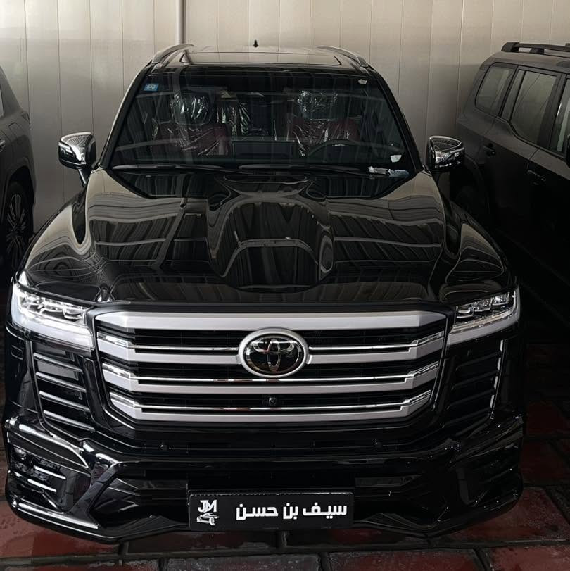 لاندكروزر VXR • ٢٠٢٦ • صفر