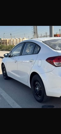 سيراتو موديل 2017 خليجي بيهه ربع بنيد بدون ضربه  ماشيه 129 السياره جاه...