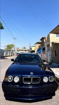 BMW525 موديل 1991 رقم اربيل  مكينه وكير مكفولات  كير عادي تبريد شغال ك...