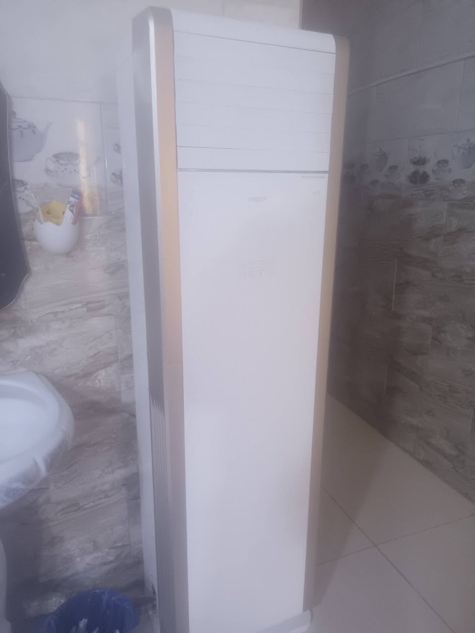 سبلت توسوت 2 طن 
كنتوري
غاز R410
للبيع 
الاتصال ***********
