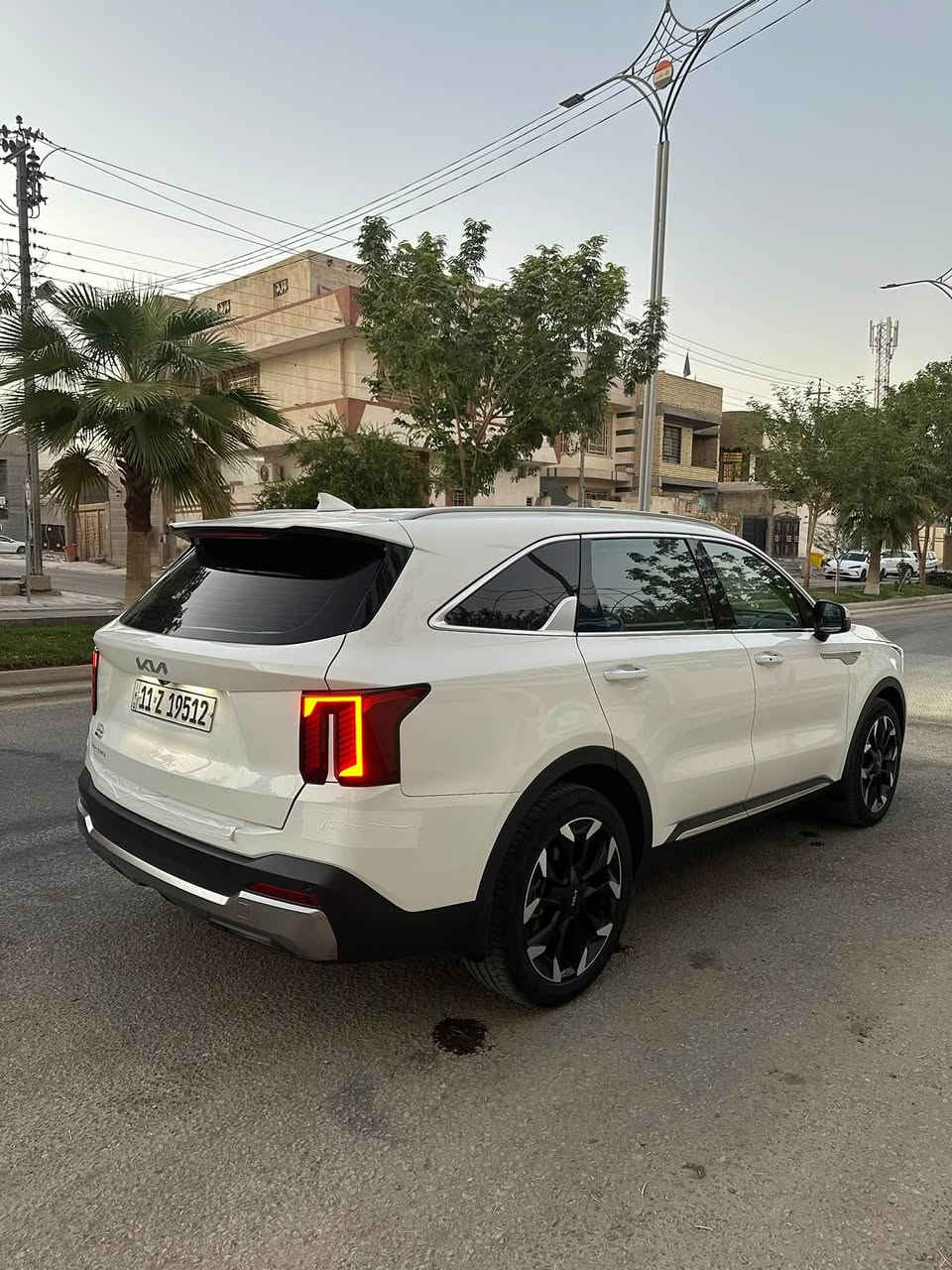 ✅سورنتو موديل 25 بغداد دولي خليجي
📌 تحويل مباشر 
السيارة كفالة عامة من البارد والضربه والصبغ والتكحيل شرط  

ماشية 20، محرك 6 سلندر

بصمة
بانوراما
حساس أمامي خلفي جانبي
ويل كب حجم 20
أشاير بالمري
كروز سرعة
تحكم ستيرن
مري شفط
سايد بريك بصمة
بك لايت LED
نظام ترحيب
محرك 6 سلندر
شاحن لاسلكي وشواحن بالمقاعد 
أريل نفكيشن
مقاعد عدد 7
ثلاث قطع تبريد
يدات كروم
درايف مود أربع وضعيات للقيادة
بصمة أبواب
كشن السائق والراكب كهرباء
السبير موجود، ويل 20
كامرة دوارة
LED نهاري
مانع انزلاق
أوتو هولد
شاشة متصلة
تبريد بيانو لمس
إنارة محيطية
جنطة كهرباء
تبريد منفصل
العنوان : كربلاء المقدسه 
 للاستفسار / شراي خابرني وعيوني الك 
*********** مهندس مصطفى
