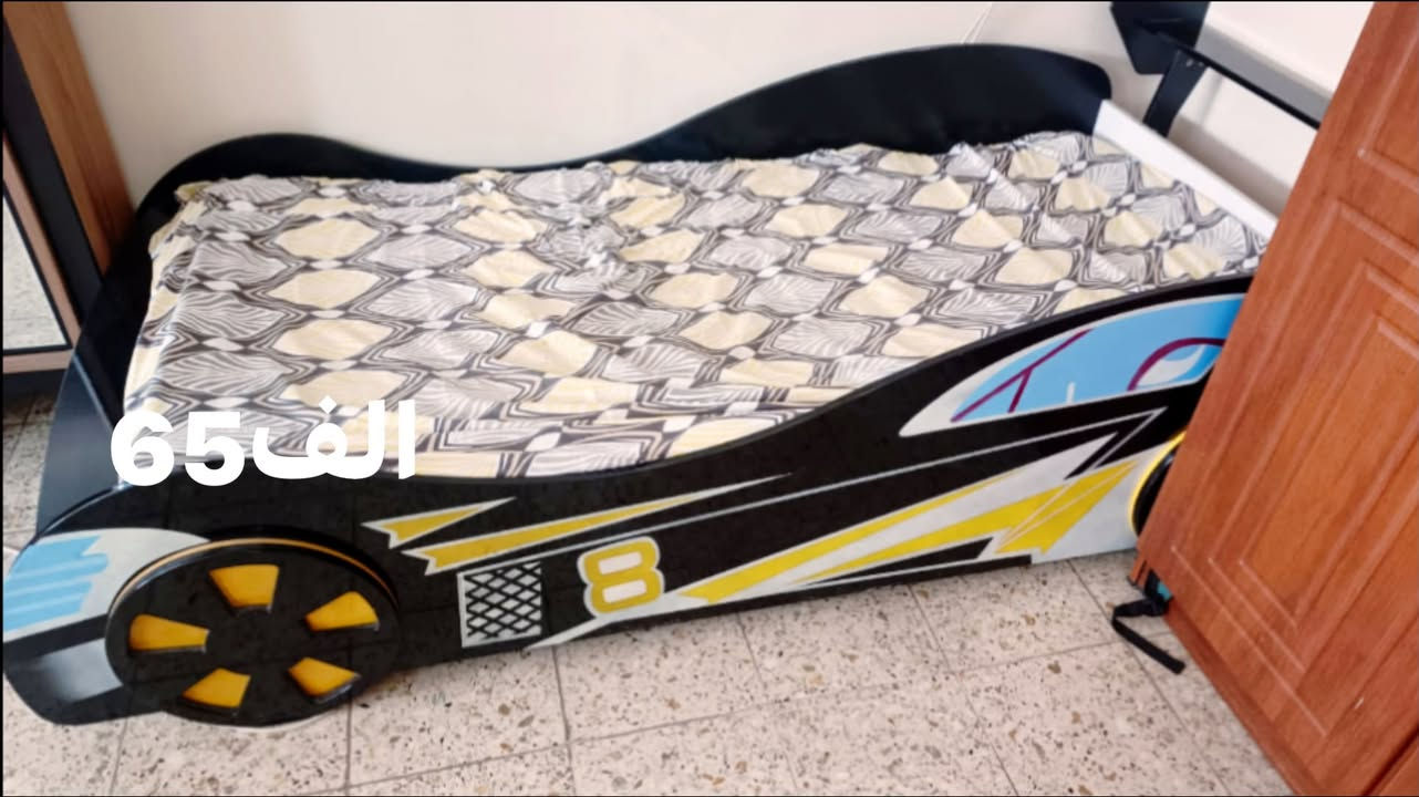 من بعد اذن الادمن
اغراض للبيع
للتواصل ***********
مكان شارع فلسطين

نص مكتوب في الصور:
- 65 الف
- 50 الف