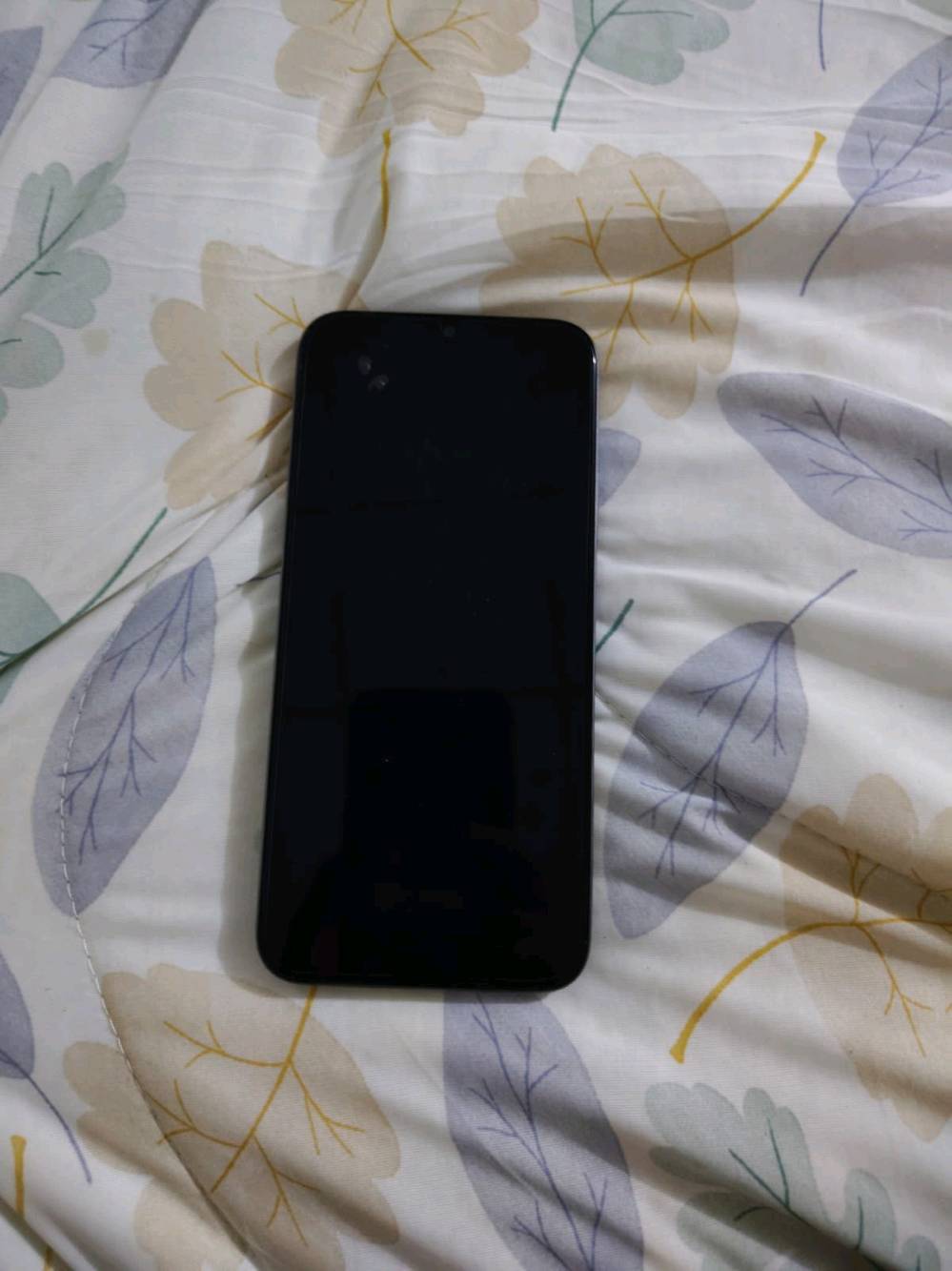 سلام عليكم موبايلRealme c100i مستخدم شهر فقط للبيع او للمرواس 11برو ويا كارتونته نضيف كلش للتفاصيل اكثر تواصل