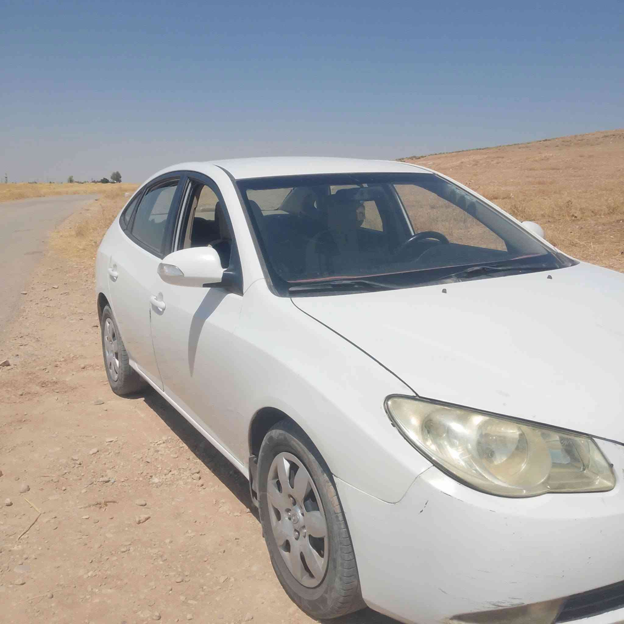 النترا ٢٠١٠ كوري
اربيل..سنوية صاقطة محرك ١٦..كير مكينة شرط..بيعا ٣ قطع صبغ راس الجاملغ الامامي والخلفي وشبر البوند
  بدون دواخل شرط الوكاله والتحويل..السعر ١٠٠
***********
