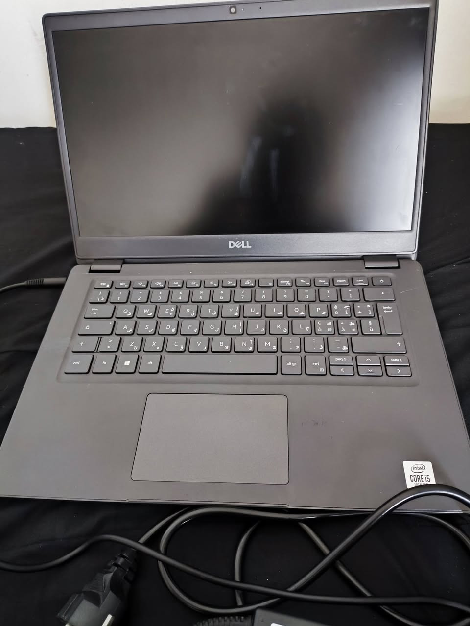 للبيع متوفر توصيل عنواني كركوك ***********
💻 الموديل: Dell Latitude 3410
⚙️ المعالج: Intel Core i5-10310U — 1.70GHz، يوصل تقريبًا 2.21GHz بالصورة
🧠 الرام: 8GB DDR4 — سرعة 2667MHz
🎮 كرت الشاشة: Intel UHD Graphics (مدمج)
💾 التخزين: 238GB ظاهر بالنظام، وغالبًا SSD سعة 256GB
🪟 النظام: Windows 10
تقييمه: جهاز زين للدراسة، الأوفيس، التصفح
