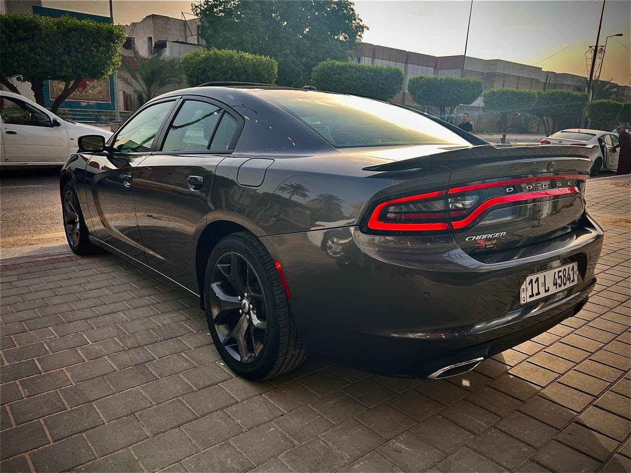 درج جارجر فول مواصفات 

فئه. : SXT PLUS 2 فول مواصفات 
الموديل : 2022 . (امريكي) . 
المحرك : . V6.  3.6L . 
العداد : 72 الف مايل

*مكفوله بدون حادث 
كفاله عامه من كلشي 
 
المواصفات :
* فتحه سقف سلايد
* تو ويل درايف
* انظمه قياده 
* دبل بصمه 2 
* كاميرا خلفية دواره
* المصابيح الأمامية زنون .
* كشافات الضباب زنون 
* دخول ذكي. 
* تشغيل عن بعد .
* شاشه كبيره نفكيشن
* كشنات الداخلية من الجلد 
* مقاعد السائق كهربائي مع الراكب 
* المقاعد الأمامية تدفئة  وتبريد 
الخلفية تدفئة 
* خزن مقعد السائق ميموري 3 وضعيات
* حساسات خلفي 
* تبريد امامي خلفي 
* تدفئة ستيرن . 
* سستم صوت
* بلوتوث تلفون . 
* محدد سرعة .  
 * حساس ب مري 
.
.. بعد بيه هواي مواصات 
* رقم بغداد جديد
* دخول جديد 
للاستفسار / ***********
المكان / بغداد الحريه بغداد, العراق
