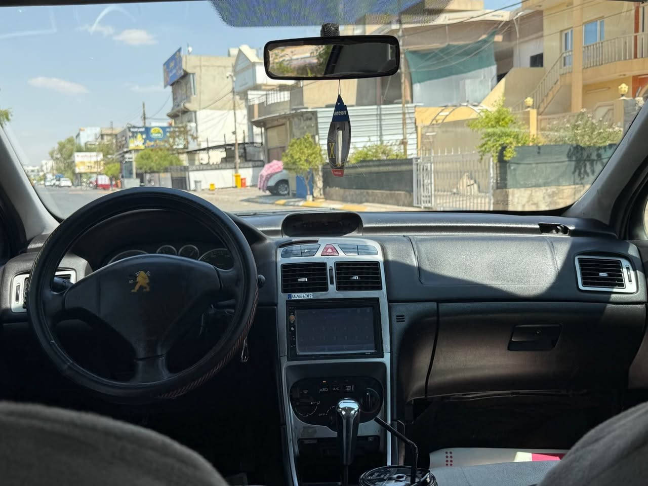 سلام عليكم 
بيجو 307للبيع او المراوس حسب القناعه موديل 2005 كير محرك بالشرط كير اوتو تبريد ثلج صدر امامي خلفي جديد تخم تاير جديد كهربائي من الدعاميه للدعاميه شغال سيارة قطرة ضربه ما بيها بيها كم مكان صبغ اثر جراد وشخوط ابيعلك حزام بدون دواخل بدون تكم بدون سقف رقم سنويه جديد دفتر بانزين شرط تحويل وكاله سعرها 52$ بيها مجال بسيط للطيبين اي استفسار اتصال او خاص*********** كركوك, العراق
