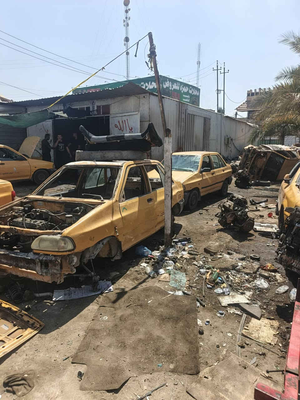 السلام عليكم يتوفر جميع التفصيخ الايراني بانواعه محرك سايبه 200 ضمان 20 يوم محرك السمنت 350 ضمان 20 يوم يتوفر جميع قطع الغيار الايراني وباسعار مناسبه عنوان بغداد الزعفرانيه قرب جامع الصدرين كراج على الشحماني***********
