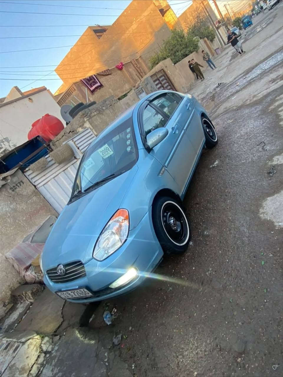 السلام عليكم اكسنت وارد امريكي موديل 2007 سياره جاهزه ماعوزهه شي مصبوغه صبغ عام جماليه فقط وحادث امريكه كير مكينه تبريد حداديه كله جديد السياره بسمي السعر 76 وبيهه مجال مكان السياره كربلاء  
***********
