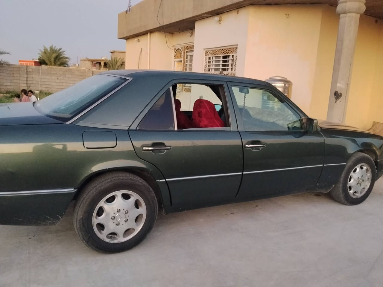 سلام عليكم 
مرسيدس موديل 87نكليزي ل 30السياره بلادي شركه مخزونه 14سنه كير محرك اكسل شرط مكفولات كفاله عامه السعر 65
الرقم ***********
