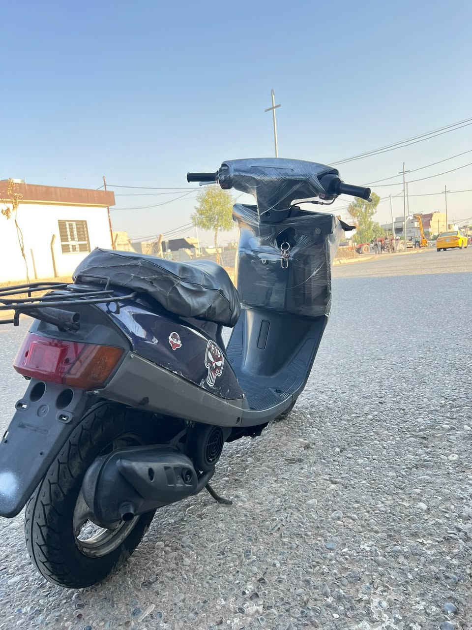 للبيع يامها كابريتر شوته كفرات كله بلاد سعرها 300 وبيها مجال ***********
