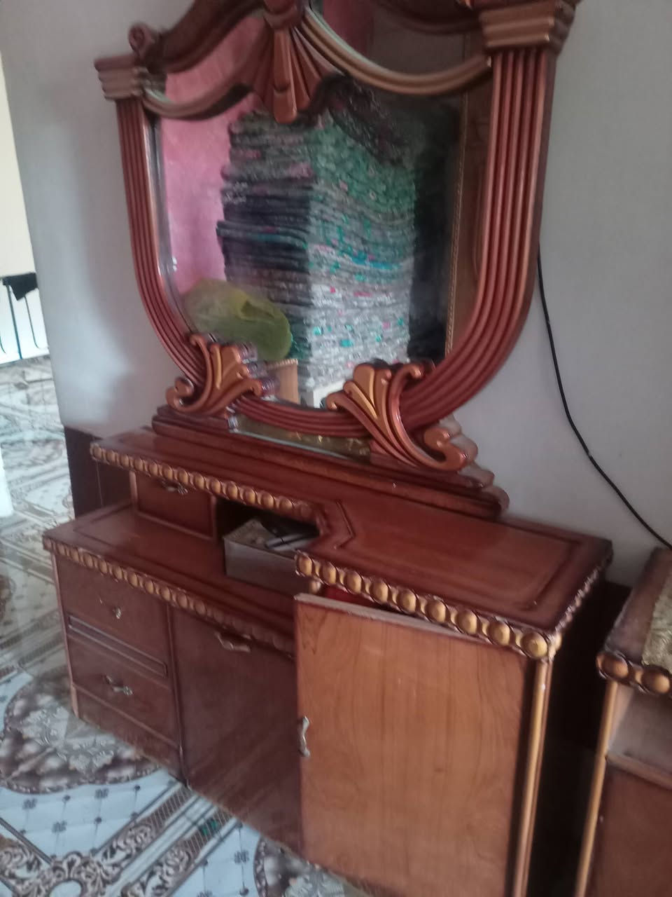 دواليب • خاص